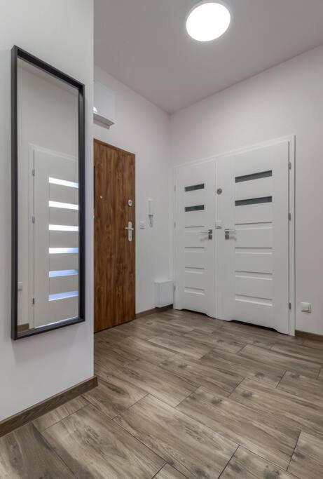 Geodezyjna'70 Cozy Rooms P1 วอร์ซอ ภายนอก รูปภาพ