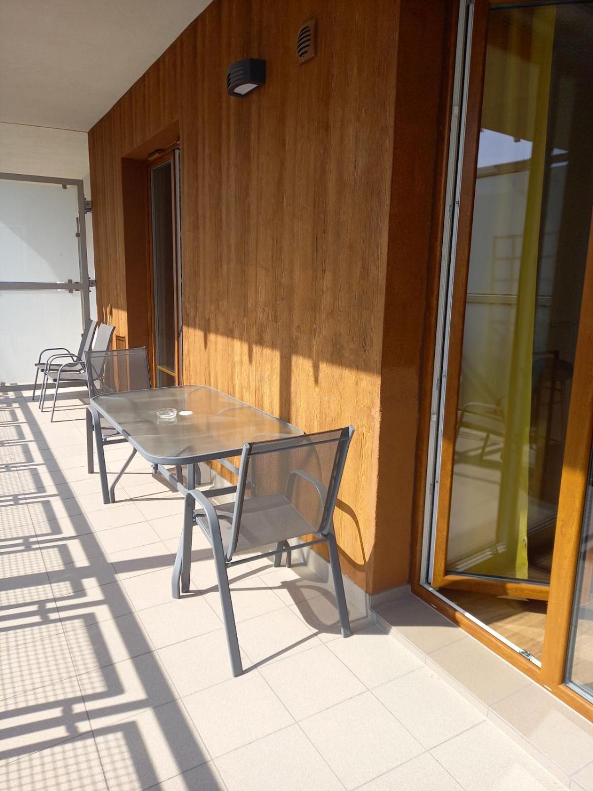 Geodezyjna'70 Cozy Rooms P1 วอร์ซอ ภายนอก รูปภาพ