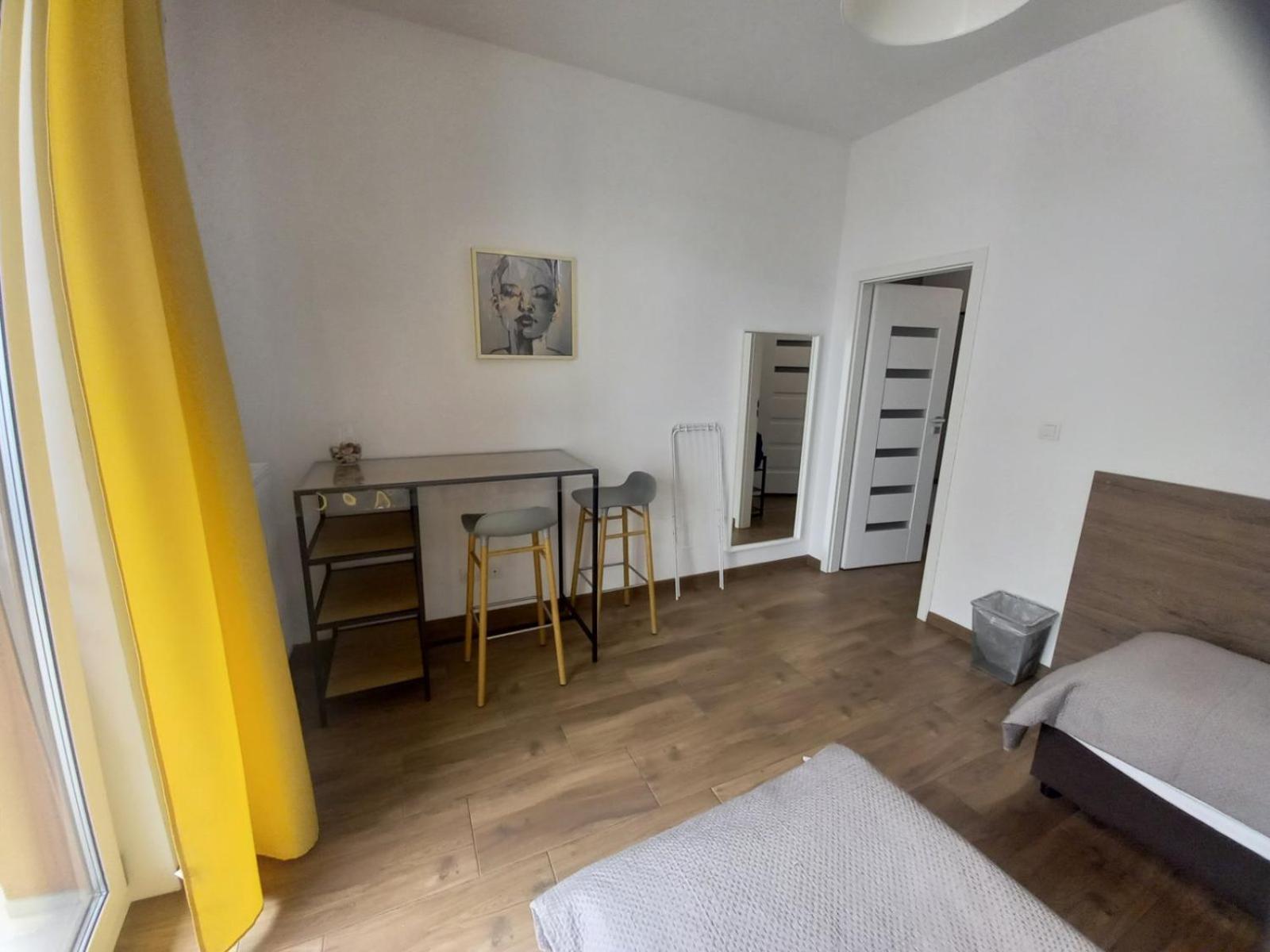 Geodezyjna'70 Cozy Rooms P1 วอร์ซอ ภายนอก รูปภาพ